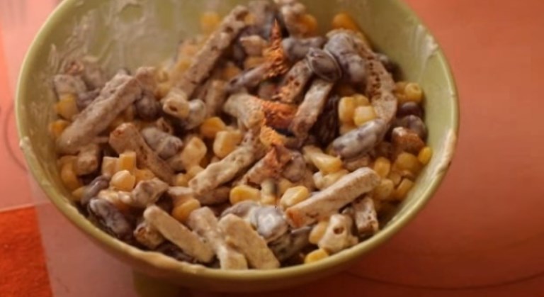 Салат з консервованої квасолею. 11 дуже смачних рецептів