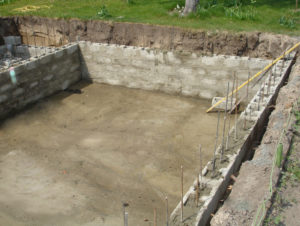 Будуємо басейн з різних блоків: шлакоблоки, бетонні, керамзитобетонні блоки газобетонні