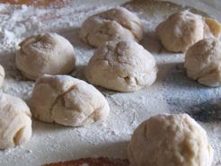 6 рецептів тіста для смажених пиріжків
