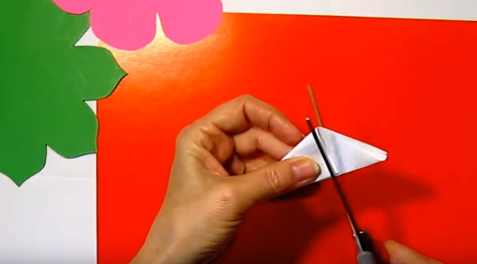 Вироби з паперу своїми руками. Як зробити саморобку з гофрованого паперу та картону
