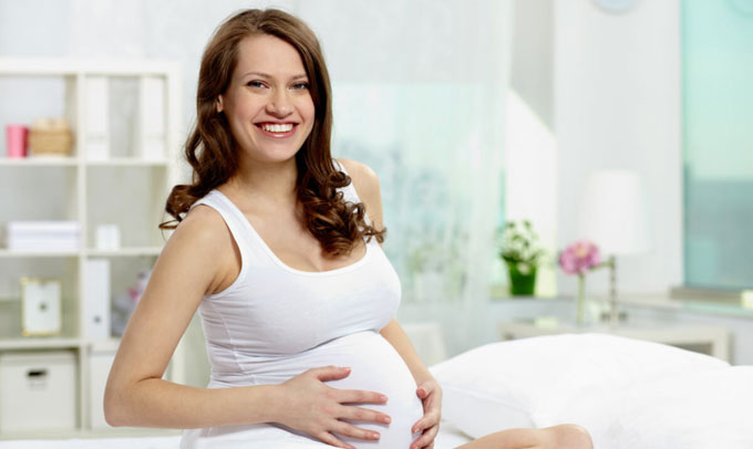Відбілювання зубів при вагітності: поради та відгуки