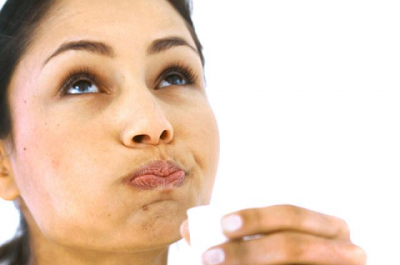 Хлоргексидин при стоматитах: лікування, застосування у дітей, як полоскати рот і лікувати, можна обробляти у дорослих проти виразок
