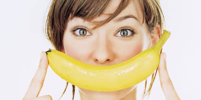 Відбілювання зубів бананом   покрокове керівництво