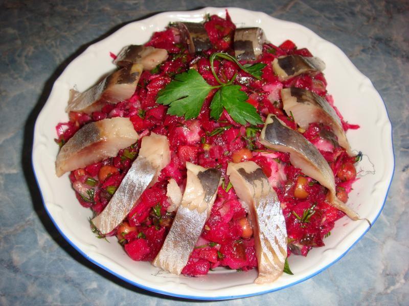 Вінегрет з оселедцем. 6 найсмачніших рецептів салату