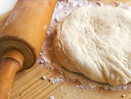 Швидке тісто для пиріжків з сухими дріжджами   7 рецептів