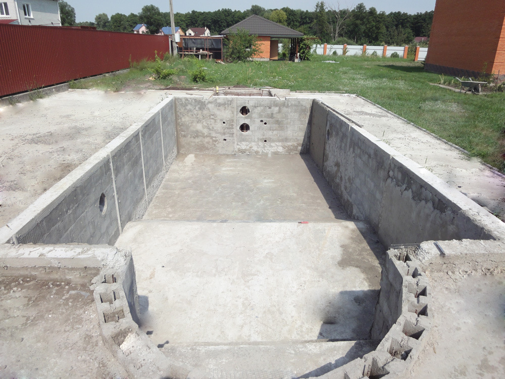 Будуємо басейн з різних блоків: шлакоблоки, бетонні, керамзитобетонні блоки газобетонні