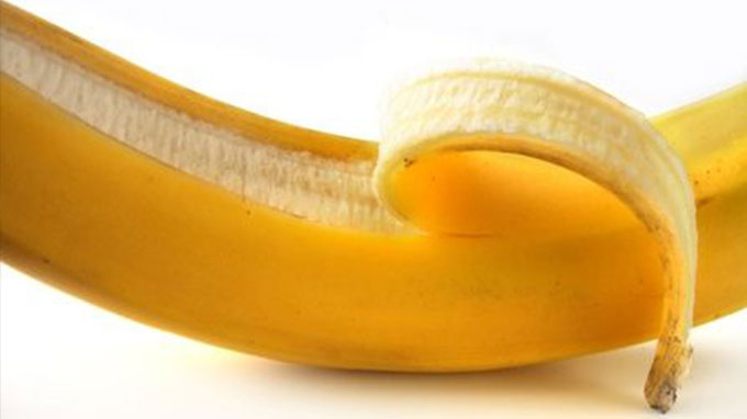 Відбілювання зубів бананом   покрокове керівництво