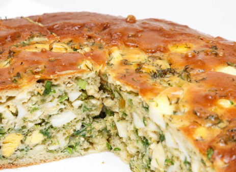 Пиріг з капустою та грибами – 9 смачних рецептів
