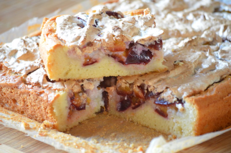 Пиріг зі сливами – 11 рецептів як смачно приготувати