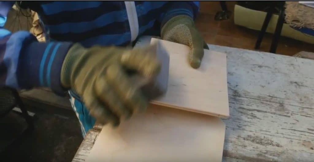 Як зробити шпаківню своїми руками з дерева і підручних матеріалів: креслення і розміри на фото.