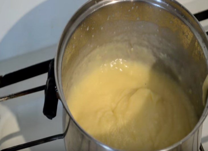 Класичний рецепт заварного крему для торта