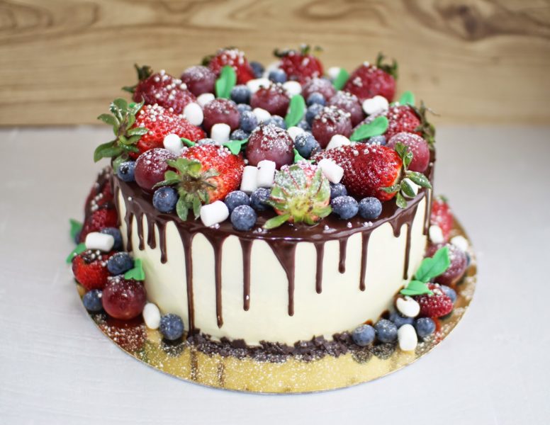 Торт з ягодами   10 рецептів приготування торта з літнім настроєм