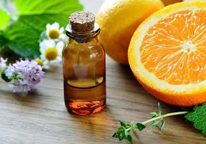 Ефірне масло апельсина: корисні властивості, рецепти масок для обличчя та волосся, відгуки