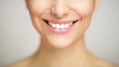 Відбілювання зубів White Smile: косметична пудра, паста та інше в системі Вайт Смайл