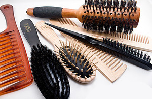 Як красиво укласти довге волосся: зачіски, які виконуються в домашніх умовах