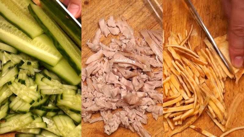 Як приготувати салат з млинцями і відварною куркою