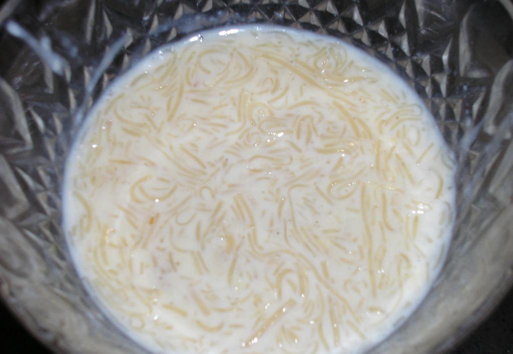 Як зварити молочний суп з локшиною: покроковий рецепт з фото