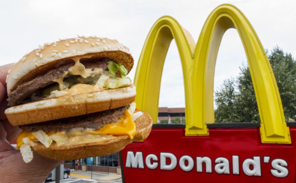 Яку їжу краще не замовляти в «Макдональдсі»: секрети від працівника мережі