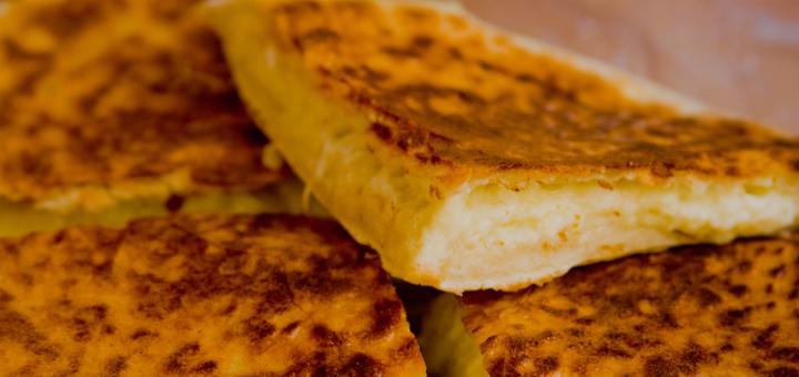 Хачапурі з сиром і шинкою: рецепт і спосіб приготування