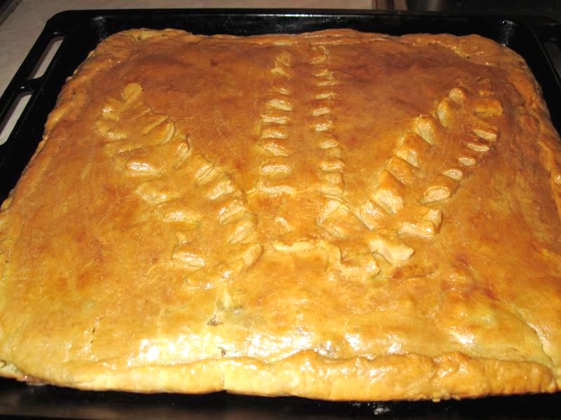 Пиріг з лівером в духовці: рецепт приготування з фото
