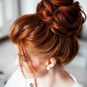 Зачіска гулька з волосся: види красивих укладок для різних типів волосся, як заплести косичку навколо
