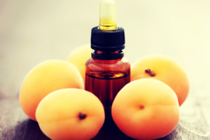 Застосування персикового масла: корисні властивості, догляд за шкірою обличчя, масаж для шкіри тіла