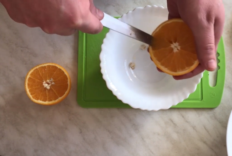 Рецепт салату з кальмарами в апельсині