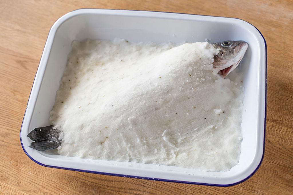 Сібас в солі: особливості приготування