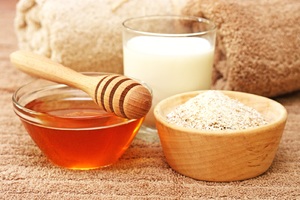 Скраб для рук: рецепти для помякшення та злущення шкіри на основі масел, меду і сметани
