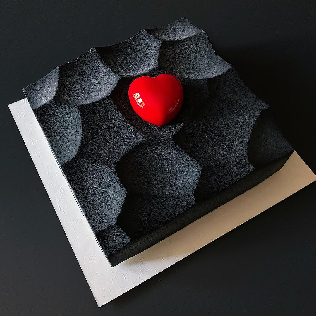 Український кондитер Динара Касько створює неймовірні геометричні торти