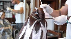 Види фарбування омбре на русяве волосся: класичне, попільна, кольорове