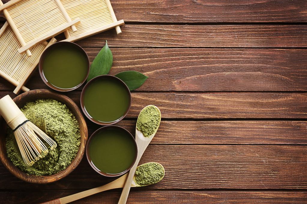 Шкода зеленого чаю: як він впливає на здоровя