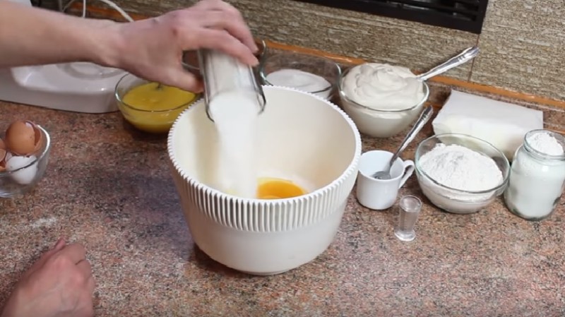 Торт Медовик – 9 класичних рецептів