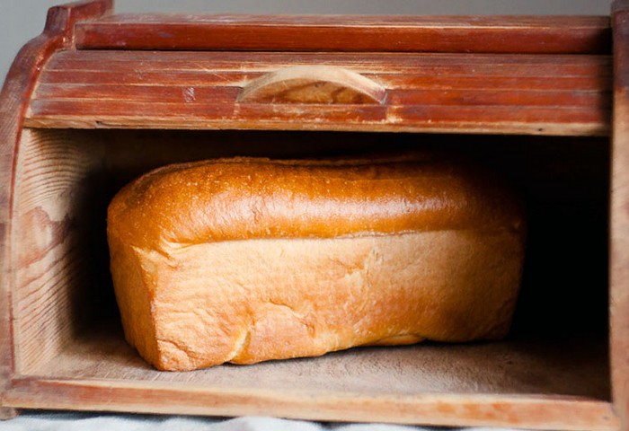 Як зберігати хліб, щоб не черствів і не пліснявів