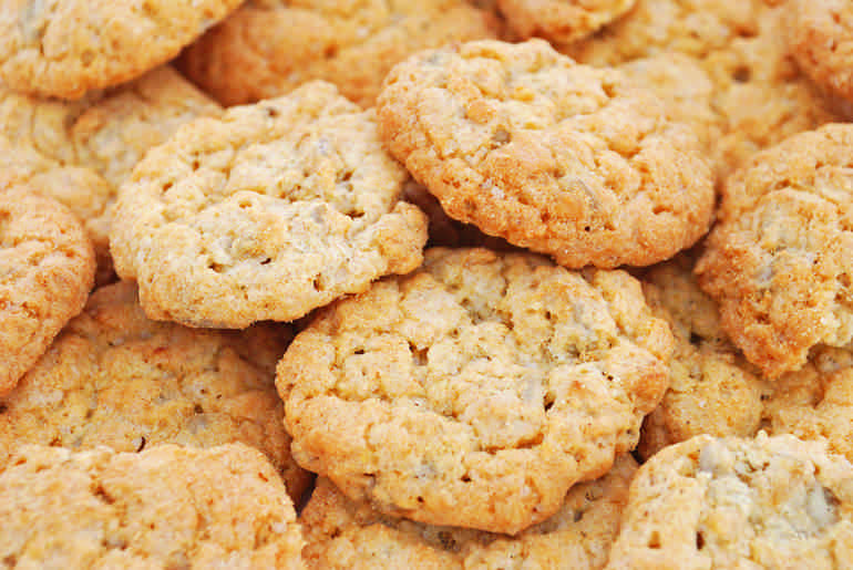 Вівсяне печиво без борошна і цукру: 7 корисних рецептів