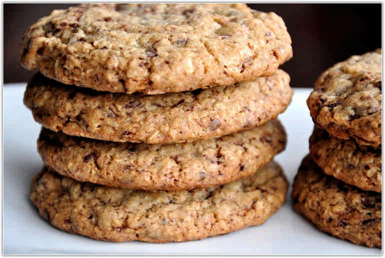 Вівсяне печиво без борошна і цукру: 7 корисних рецептів