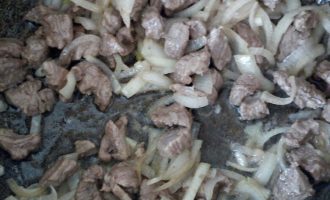 Плов з яловичини — 5 покрокових рецептів з фото