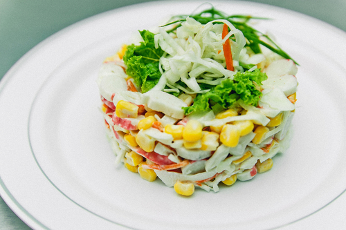 Салат з крабових паличок — 5 дуже смачних рецептів з фото