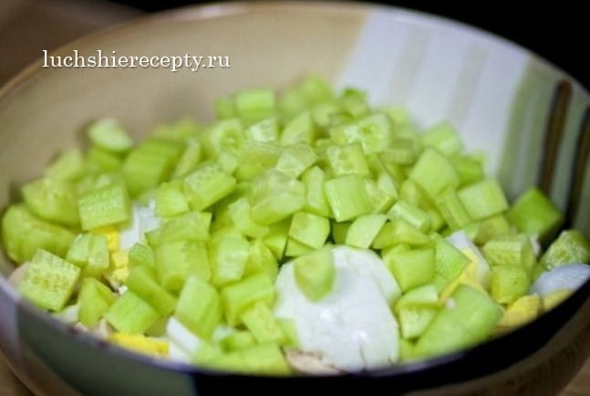 Салати з куркою рецепти з фото прості і смачні: 8 покрокових рецептів