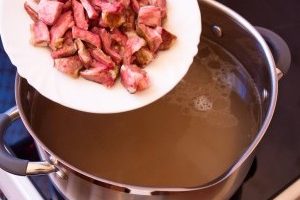 Суп гороховий з копченостями покроковий рецепт з фото