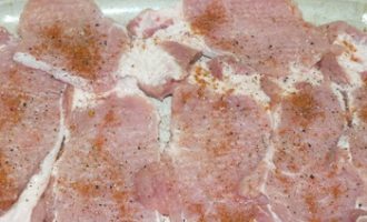 Свинина по французьки в духовці з помідорами і сиром — 5 рецептів з фото