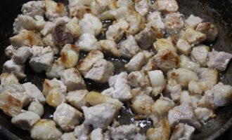 Тушкована капуста з мясом — 5 покрокових рецептів з фото