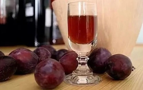 Вино з сливи в домашніх умовах простий рецепт