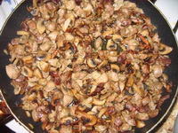 Жульєн з грибами і куркою — 5 покрокових рецептів з фото