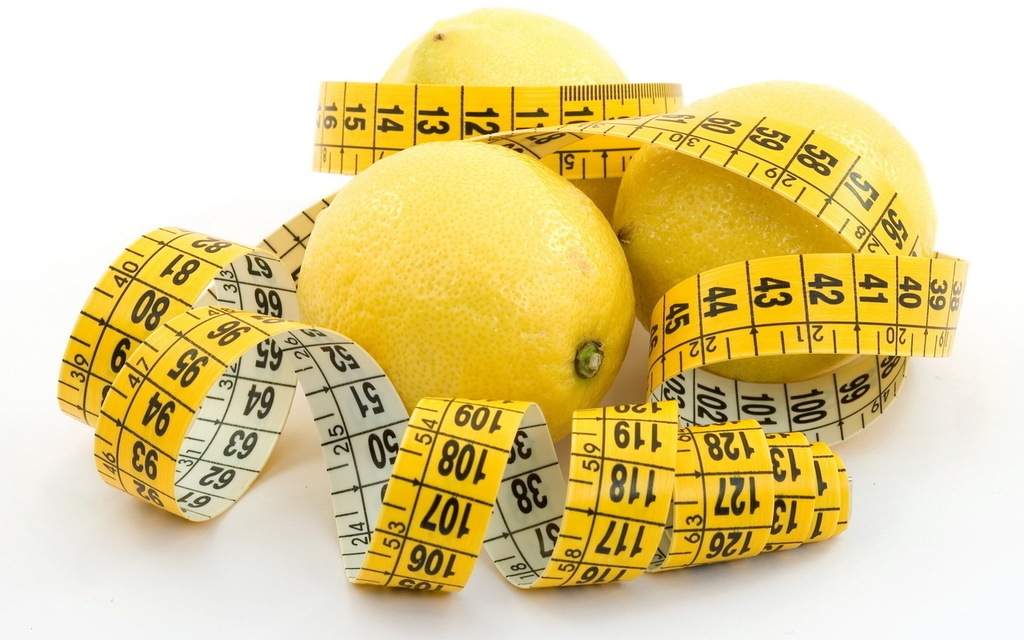 Як схуднути на воді лимонної?