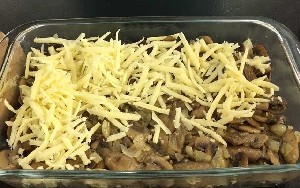 Картопляна запіканка з грибами в духовці рецепт з фото