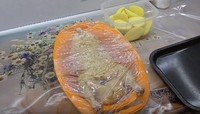 Качка з картоплею в духовці в рукаві рецепт