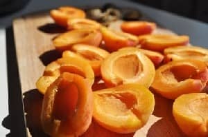 Густий джем з абрикосів без кісточок на зиму рецепт