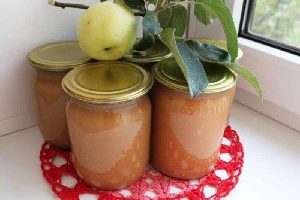 Яблучне пюре на зиму в домашніх умовах простий рецепт