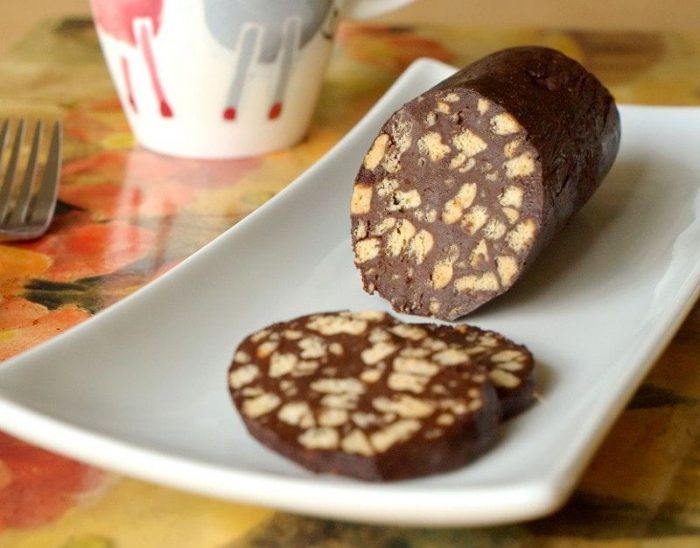 Як приготувати шоколадну ковбаску : покроковий рецепт